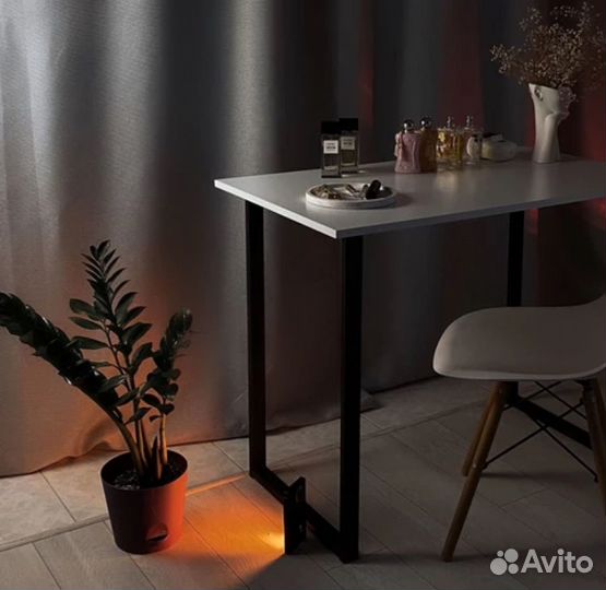 Стол