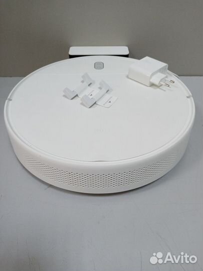 Робот-пылесос Xiaomi Robot Vacuum-Mop Essential