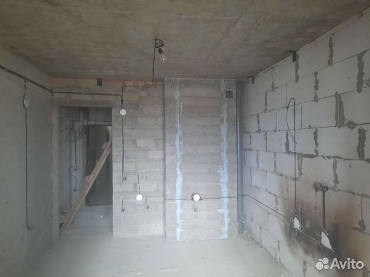 Электрик электромонтажник