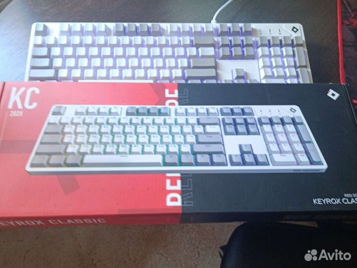 Игровая механическая клавиатура 100