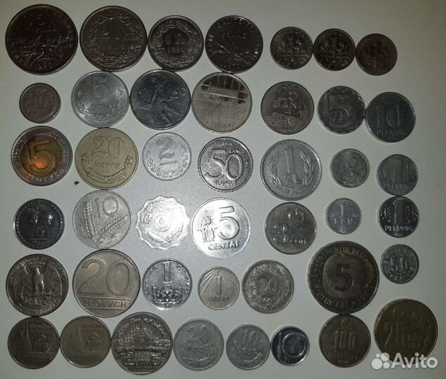 Монеты мира 81 шт