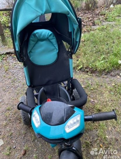 Детский велосипед с ручкой