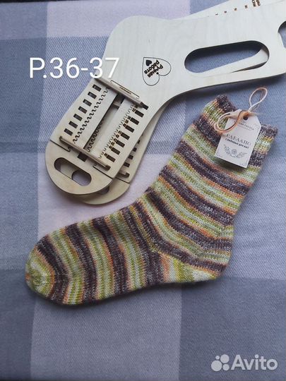 Носки ручной работы