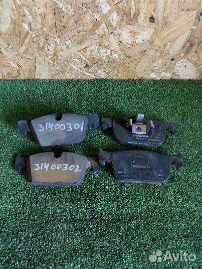 Volvo S60 V60 32373174 Колодки тормозные передние