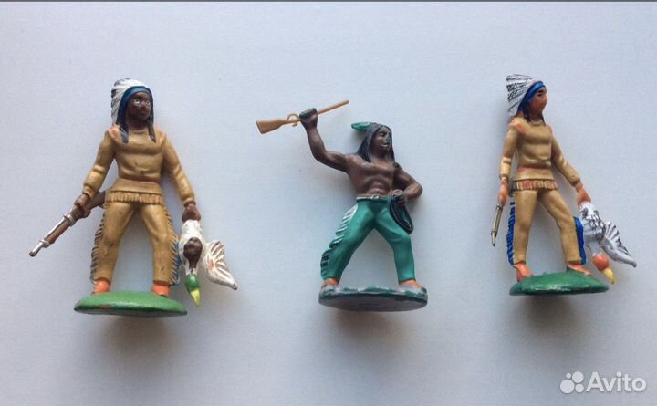 Солдатики, индейцы, конники. Пластик, металл