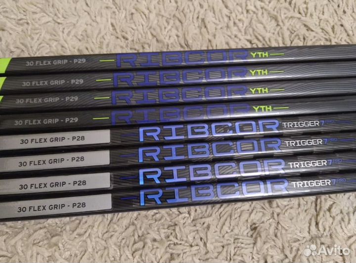 Клюшки хоккейные Bauer CCM