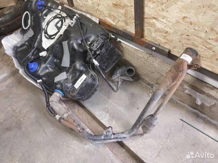 Бак топливный Chevrolet Cruze седан 1.6 F16D3 2010