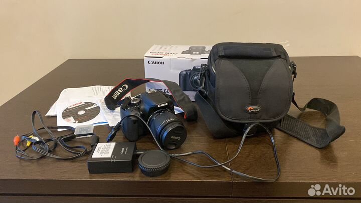 Зеркальный фотоаппарат canon 600d