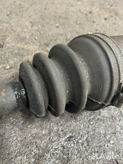 Привод левый Nissan Primera P12 02г. 1.8 QG18