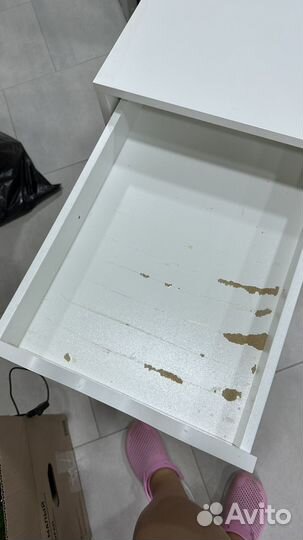 Тумба на колесиках