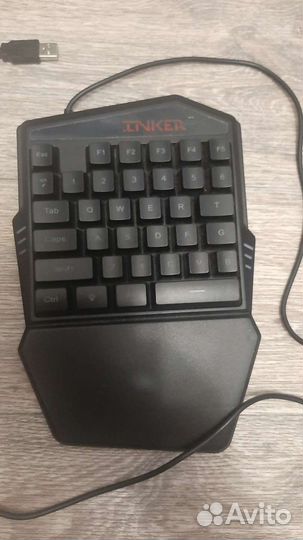 Игровая клавиатура и мышь