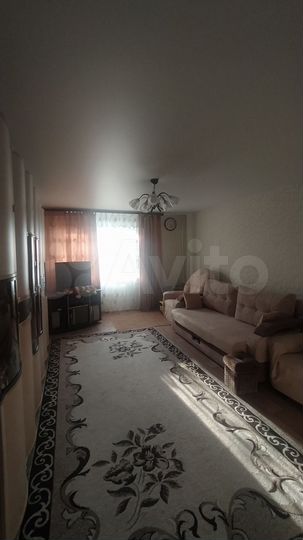2-к. квартира, 70,4 м², 1/5 эт.