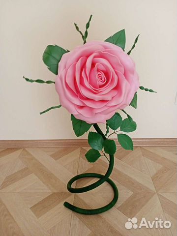 Роза интерьерная из изолона
