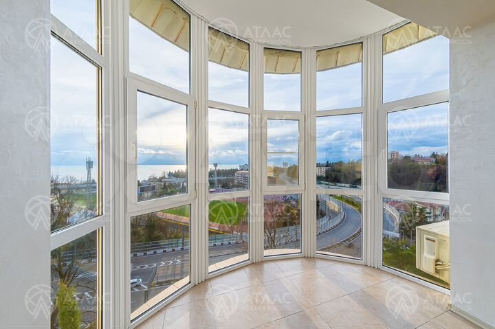 4-к. квартира, 220 м², 5/6 эт.