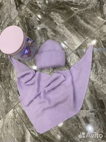 Шапка женская и шарф