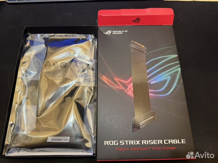 Райзер Asus RS200 ROG strix riser