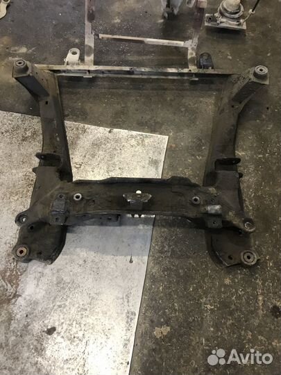 Подрамник передний Ford Mondeo 3