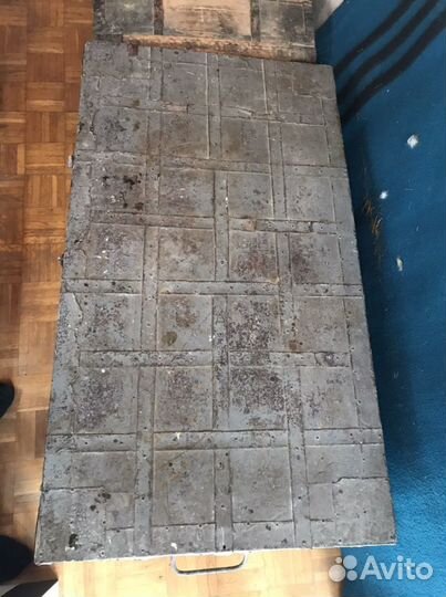 Сундук деревянный старинный