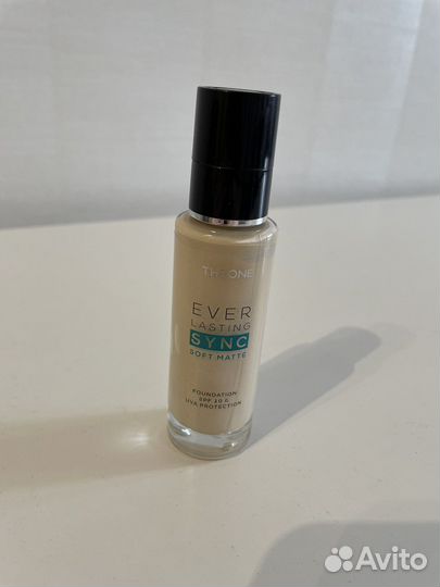 Тональный крем матовый