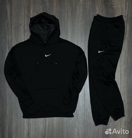 Спортивный костюм Nike