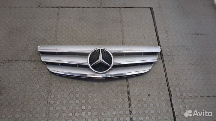 Решетка радиатора Mercedes B W245, 2006