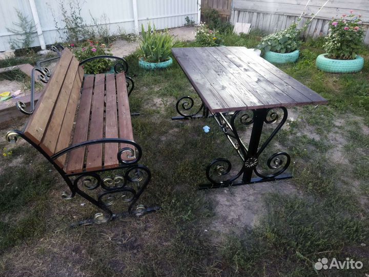 Стол уличный