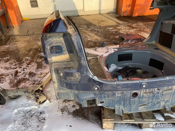 Б/У Панель багажного отсека - В хорошем