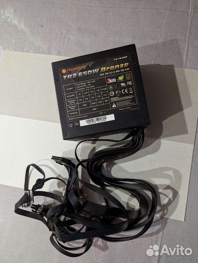 Блок питания Thermaltake 650w