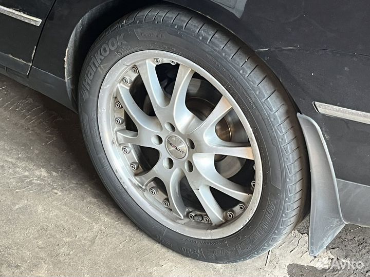 Литье r18 5x112 с резиной