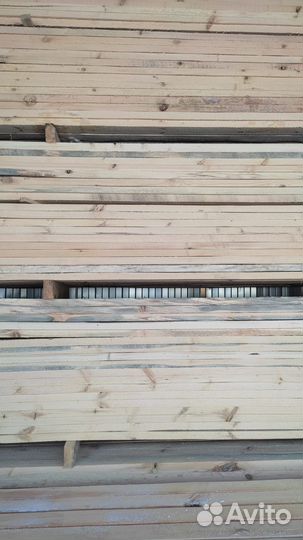 Обрезная доска из ели 401006000мм в Ростовской обл