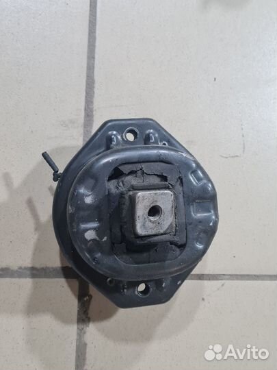 Подушка двс BMW 730D E65 M57