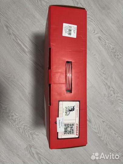 Роликовые коньки