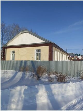 Административное здание на станции Ребриха