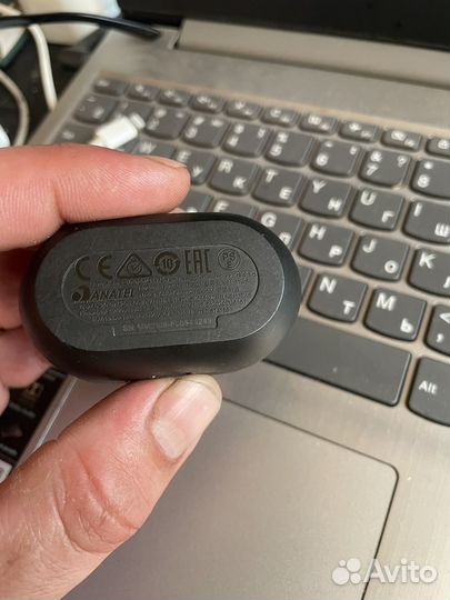 Беспроводные наушники jbl