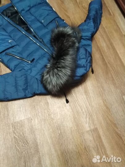 Пуховик женский 50 размер. Мало б\у