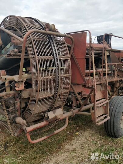 Картофелеуборочный комбайн дружба