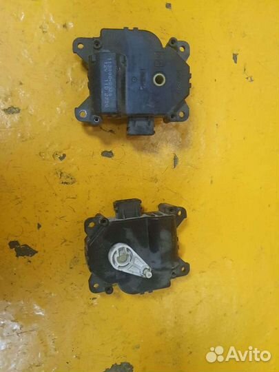 Моторчик заслонок печки mitsubishi colt z25a z23a