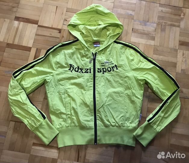 Спортивная куртка
