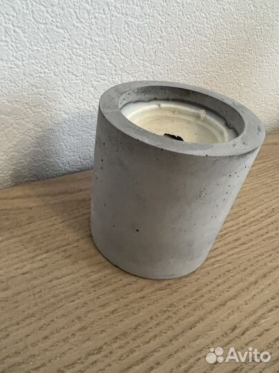 Соевая Свеча интерьерная из бетона