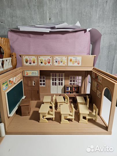 Sylvanian families школа, Япония