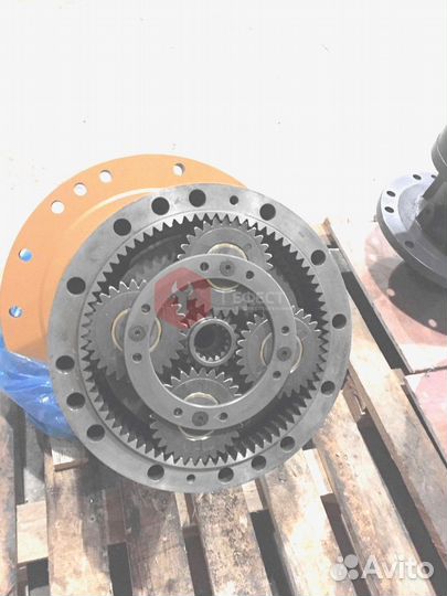 Поворотный редуктор Hyundai R330LC-9A 31Q9-19140