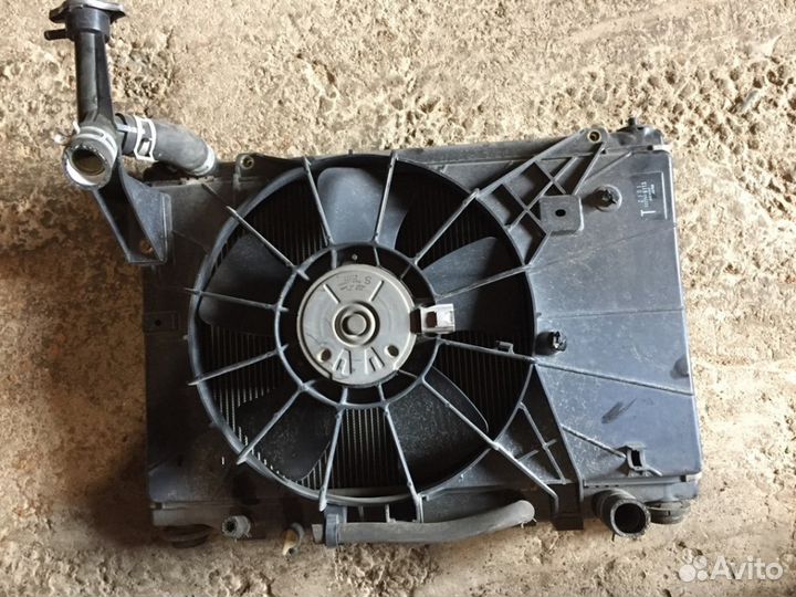 Радиатор охлаждения Mazda Demio DY3W