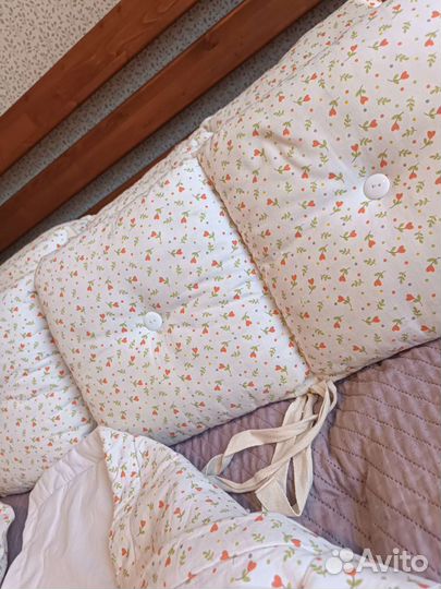 Комплект бортиков в кроватку