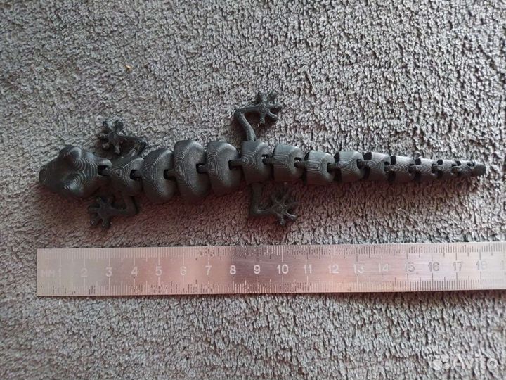 Гибкая ящерка