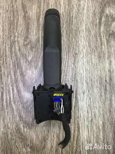 Переключатель дворников Opel Astra J