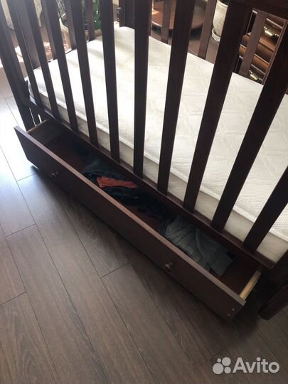 Кроватка детская