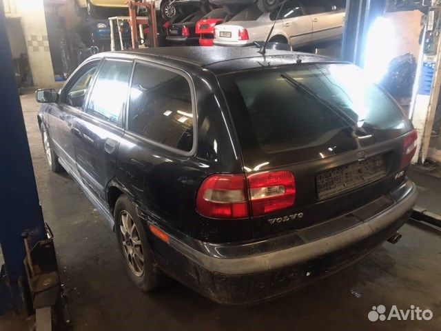 Разбор на запчасти Volvo S40 / V40