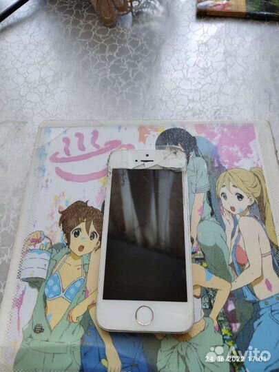 Телефон iPhone