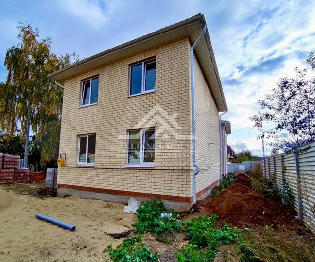 Коттедж 100 м² на участке 3 сот.