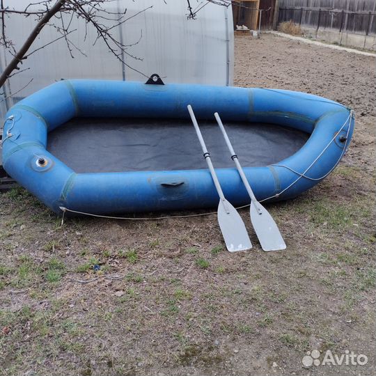 Надувная лодка